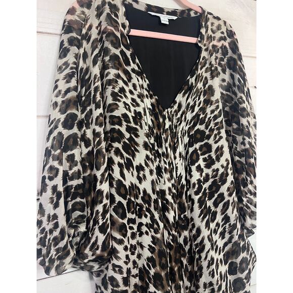 Diane Von Furstenberg Size 4 Dress Animal Print Chic Fun Flirty - Picture 7 of 7